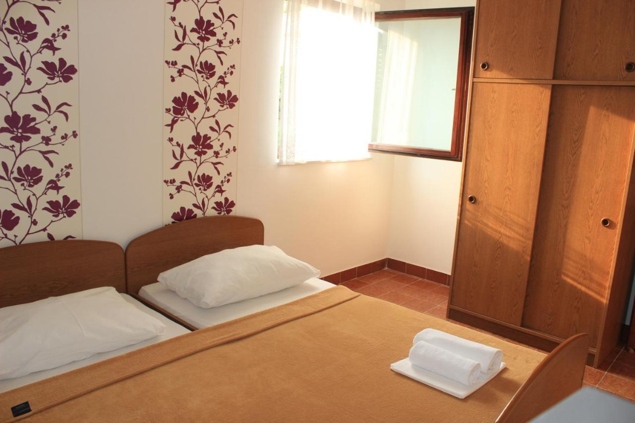 Apartment Petrada *